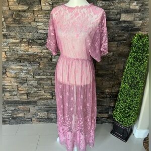 Elegant Pink Lace Dress